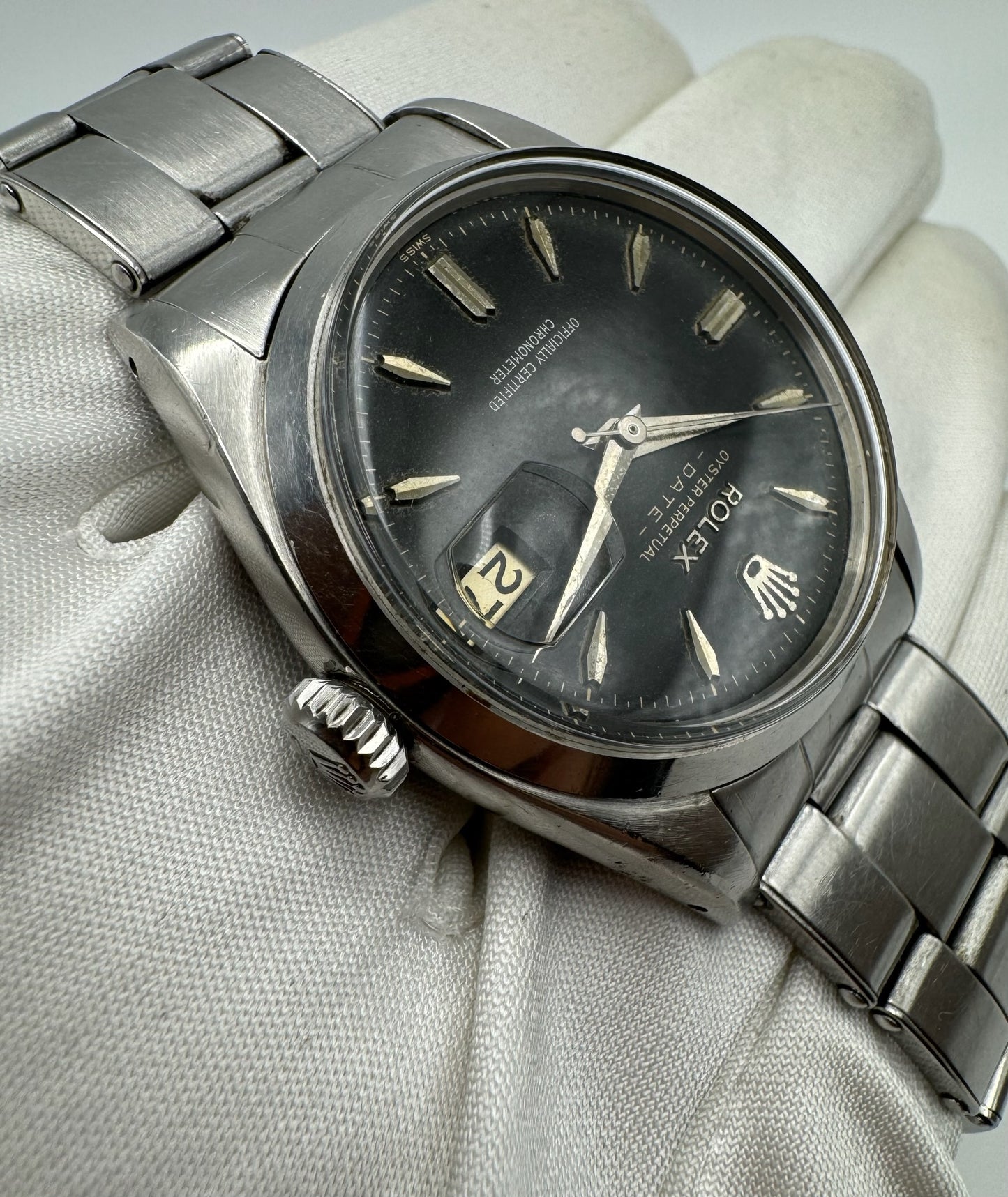 Rolex Oyster Perpetual Date 34 Roulette Black Glossy Gilt [RESERVED]