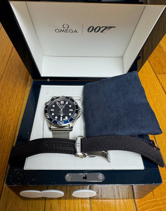 Omega Seamaster Diver 300M James Bond Full Steel Blue Dial (Box/Mint)