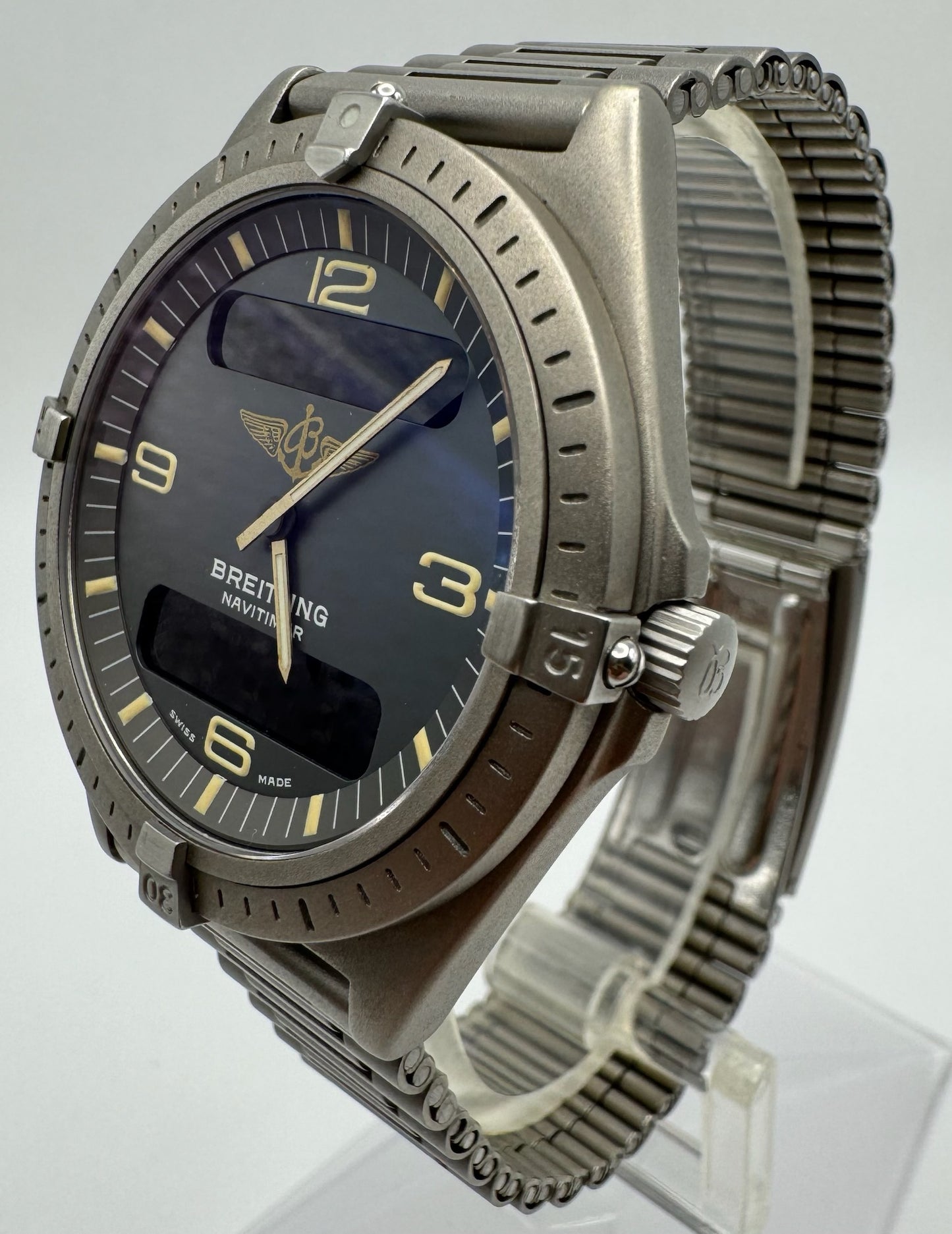 Breitling Aerospace Titanium with Tritium Dial (Unworn/Full-Set)