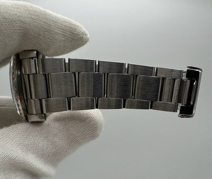 Rolex Sea-Dweller 1665 “Great White” Full Steel Yellow Patina 1979 (Full-Set/Serviced)