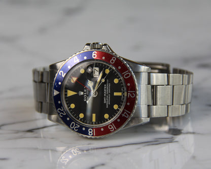 Rolex GMT-Master 1675 MK2 Heavy Patina All Red GMT Hand Pepsi Red Back 1971 (Full-Set/Serviced)