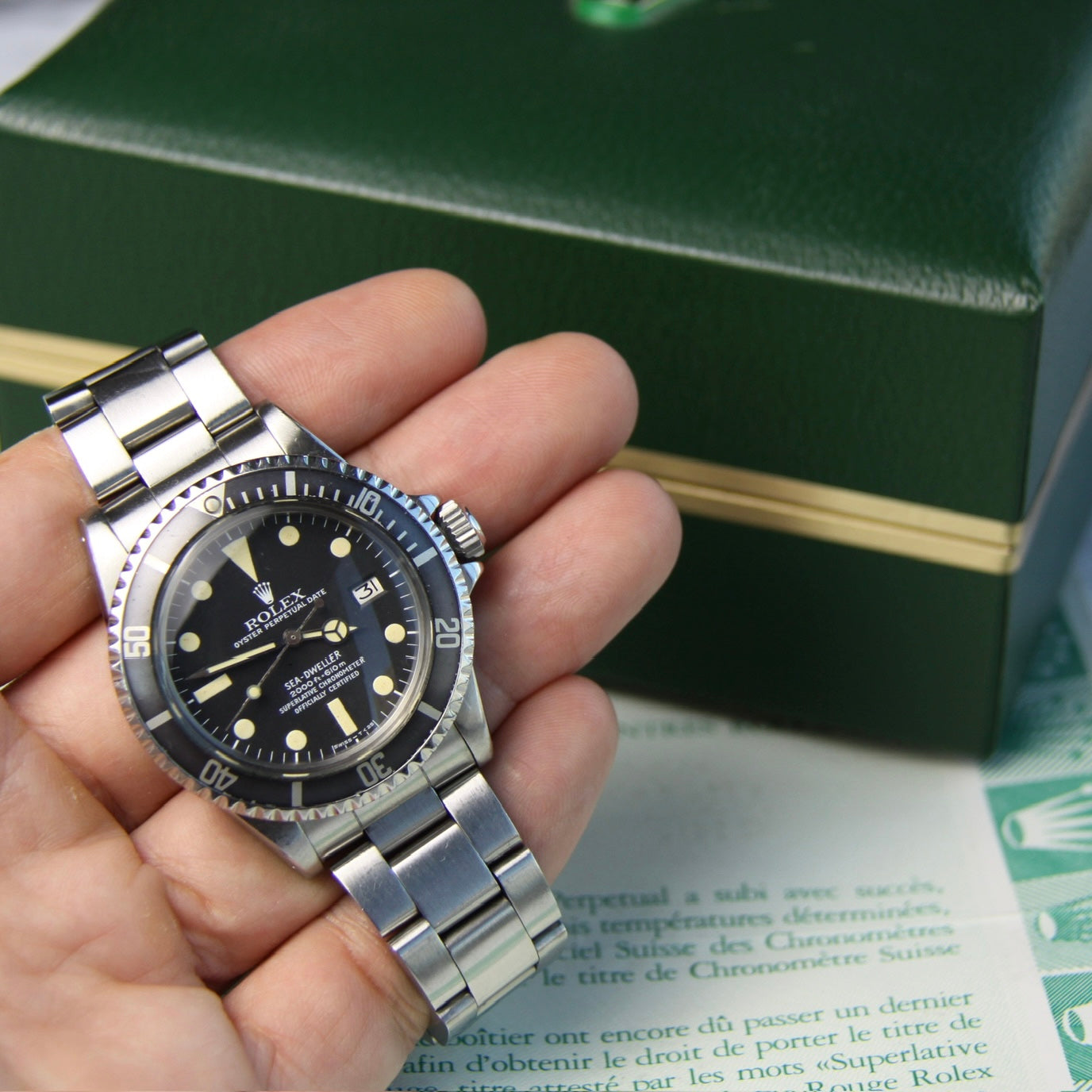 Rolex Sea-Dweller 1665 “Great White” Full Steel Yellow Patina 1979 (Full-Set/Serviced)