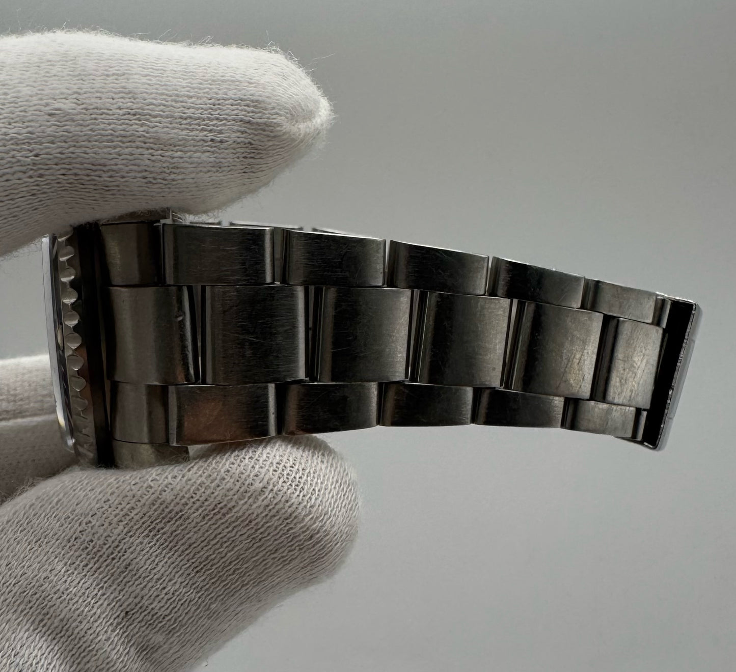 Rolex Sea-Dweller 16660 Matte Dial Heavy Patina 1981 (Full-Set/Unpolished)