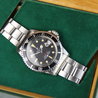 Rolex Submariner Date 1680 Red Yellow Patina 1970 (Full-Set/Unpolished)