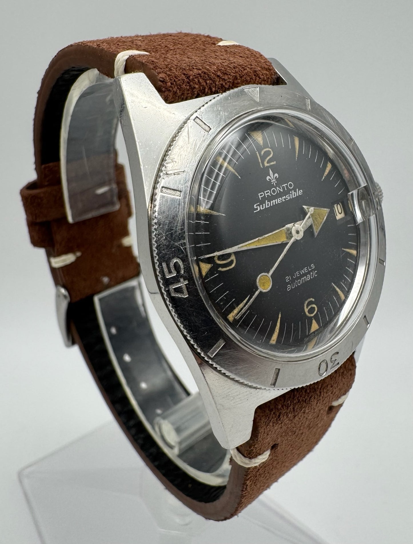 Pronto Submersible Skin Diver Steel Auto Broad Arrow 1960