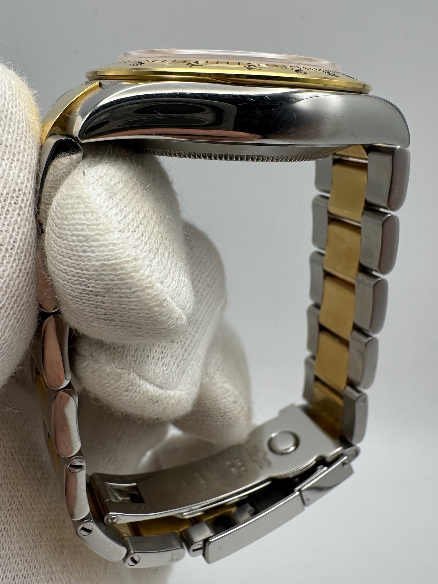 Rolex Daytona 116523 Steel/Yellow Gold White Dial Original Owner 2004 (Full-Set/Unpolished)