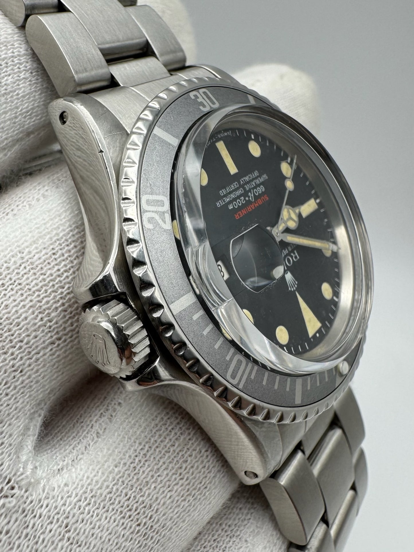 Rolex Submariner Date 1680 Red Ghost Bezel 1970 (Serviced)