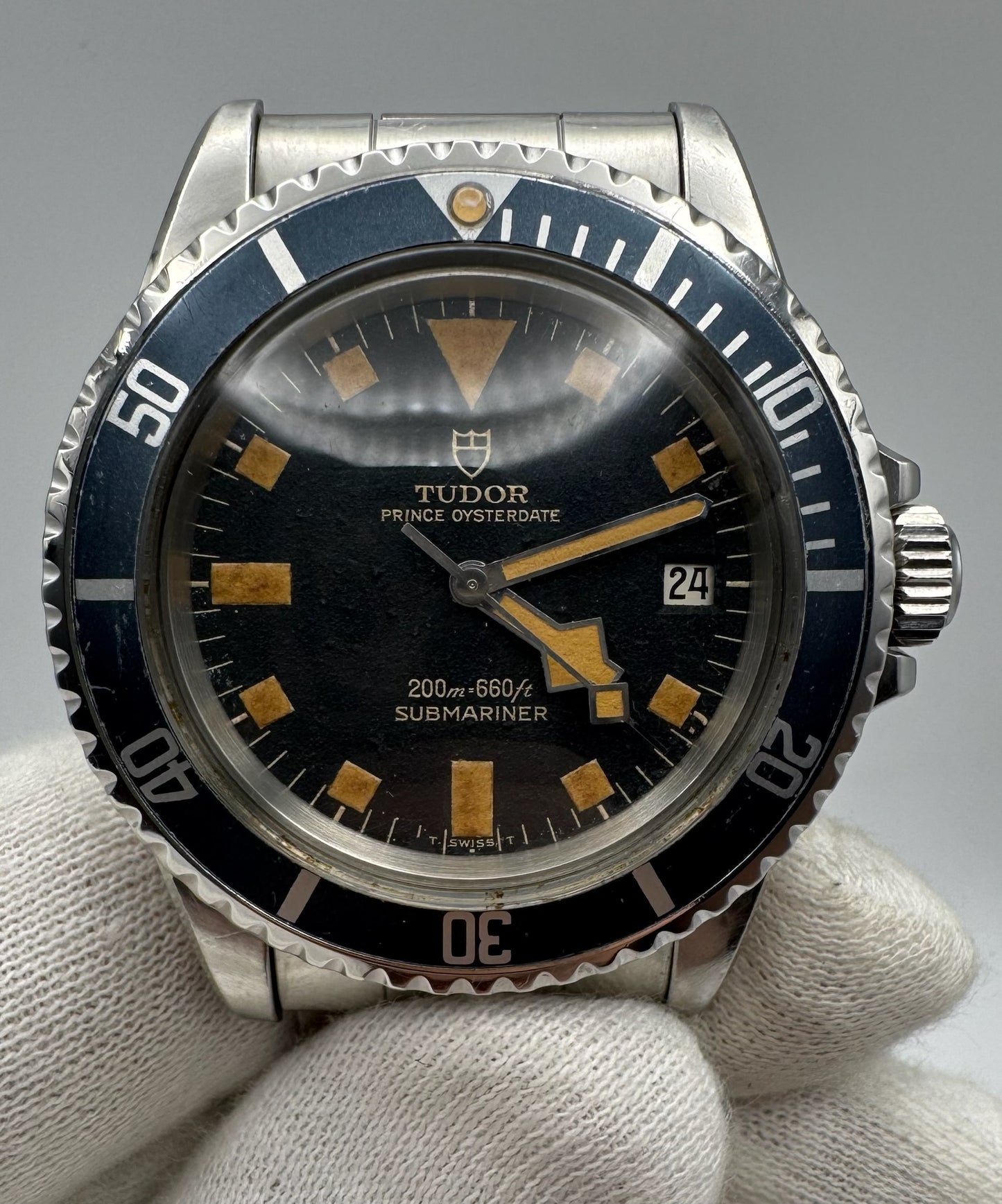 Tudor Submariner Snowflake Full Steel Black Pumpkin Patina Blue Insert Rare Confetti Dial 1968 (Unpolished/Serviced)