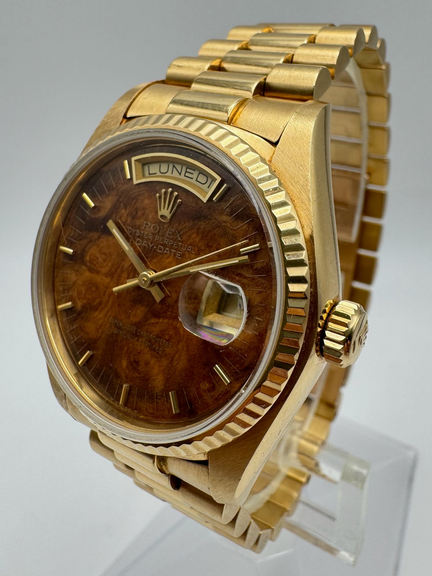 Rolex Day-Date 36 Full Gold Rare Wood Dial 1982 (Full-Set/Unpolished/Serviced)