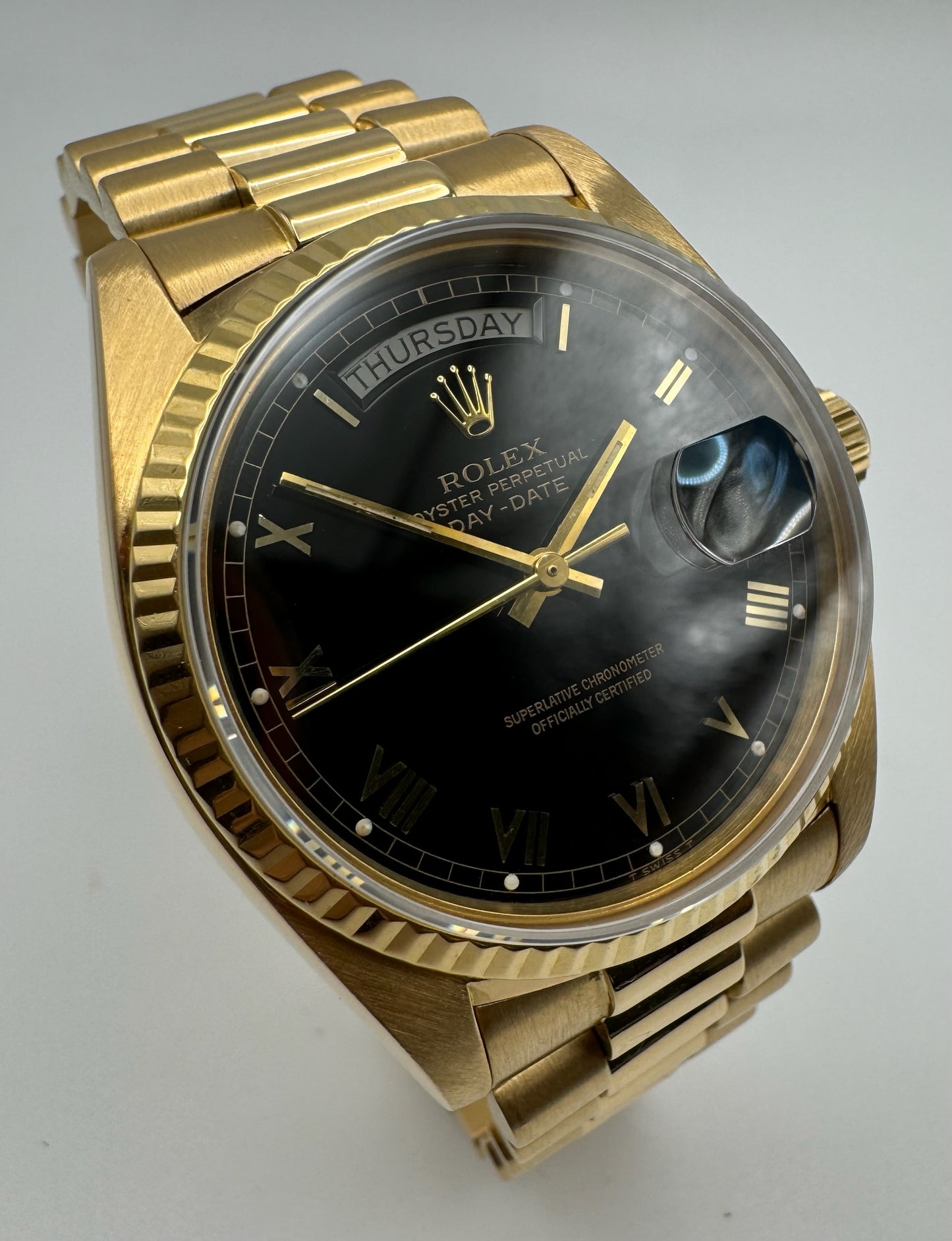 Rolex Day-Date 18K Full Gold OEM Black Roman Dial 1979