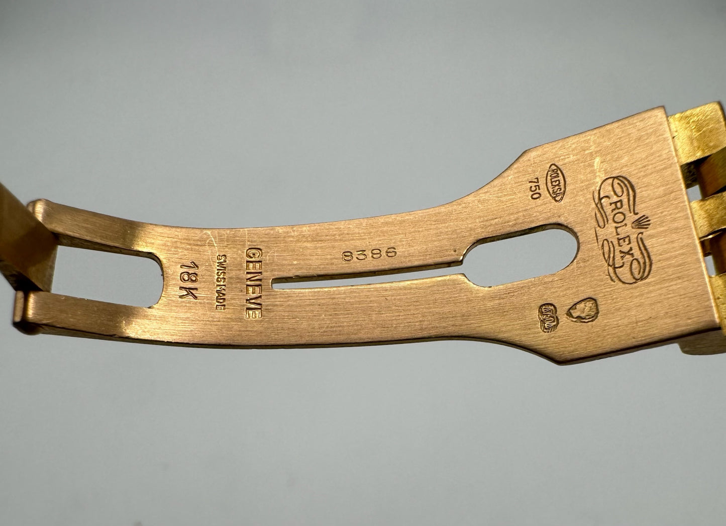 Rolex Datejust 36 Full Gold 18K OEM Factory Onyx Dial 1986 (Service Papers)