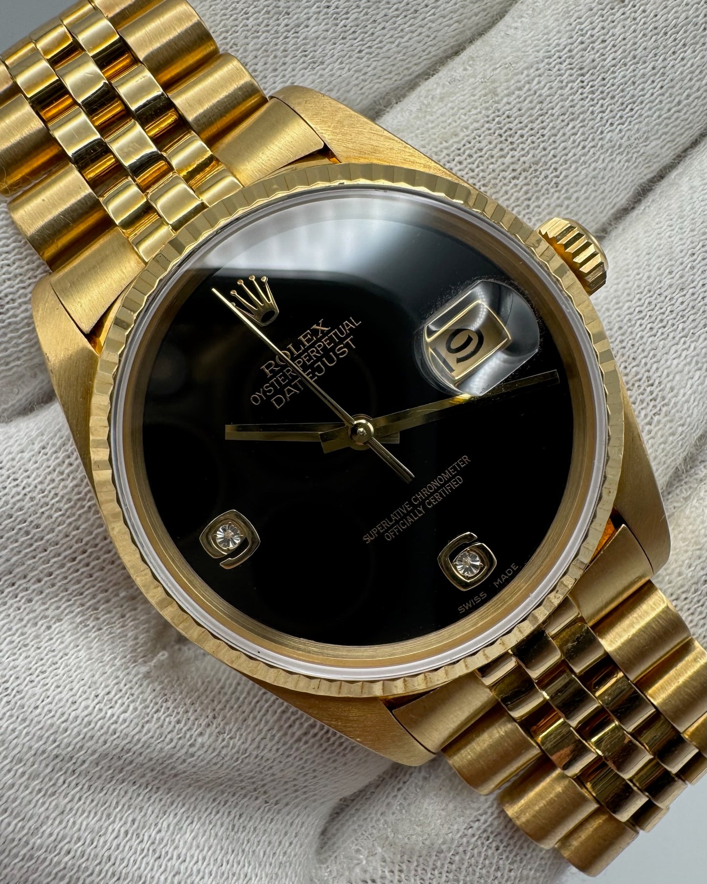 Rolex Datejust 36 Full Gold 18K OEM Factory Onyx Dial 1986 (Service Papers)