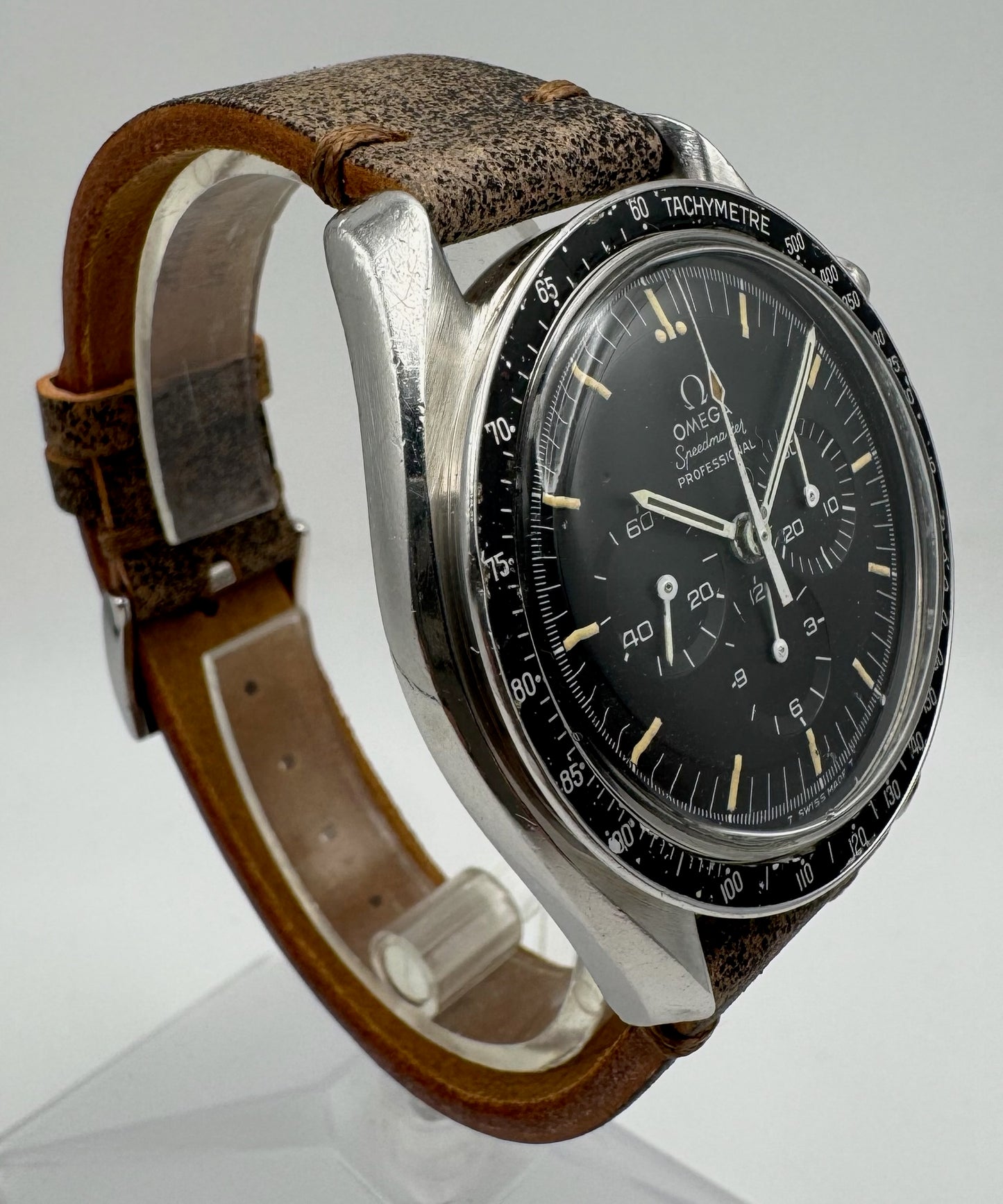 Omega Speedmaster Professional Moonwatch Steel Step Dial Yellow Patina 1969 (Serviced)