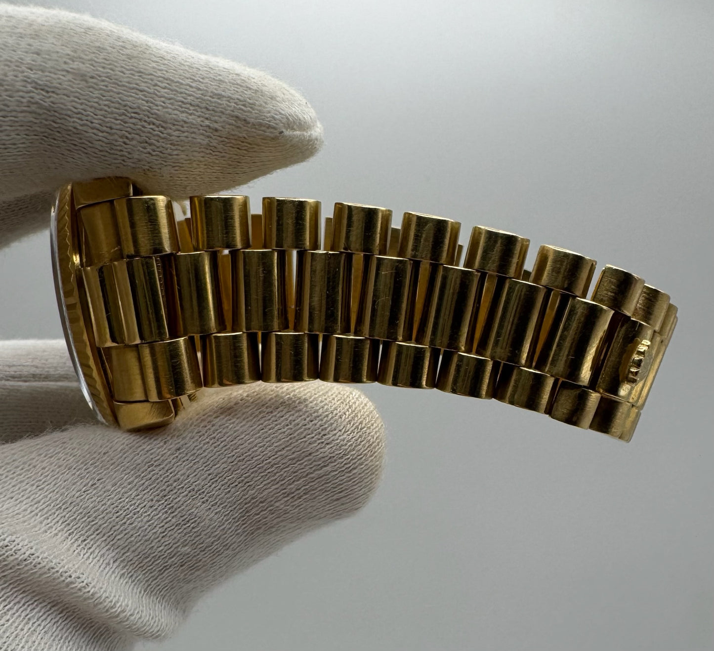 Rolex Day-Date 36 Yellow Gold Rare Wood Dial 1986 (Full-Set/Unpolished)