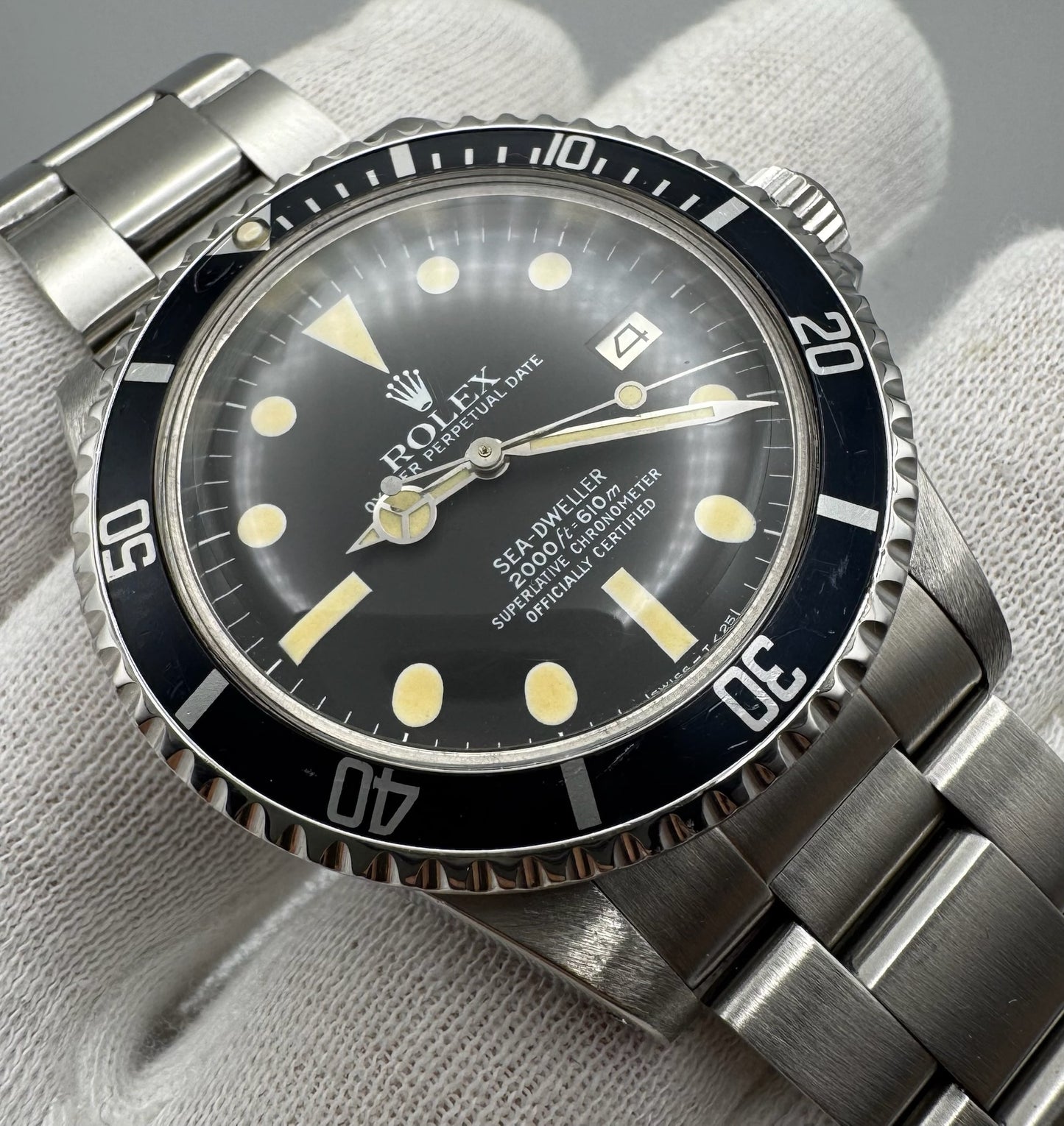 Rolex Sea-Dweller 1665 Great White Yellow Patina 1979 (Mint/Serviced)