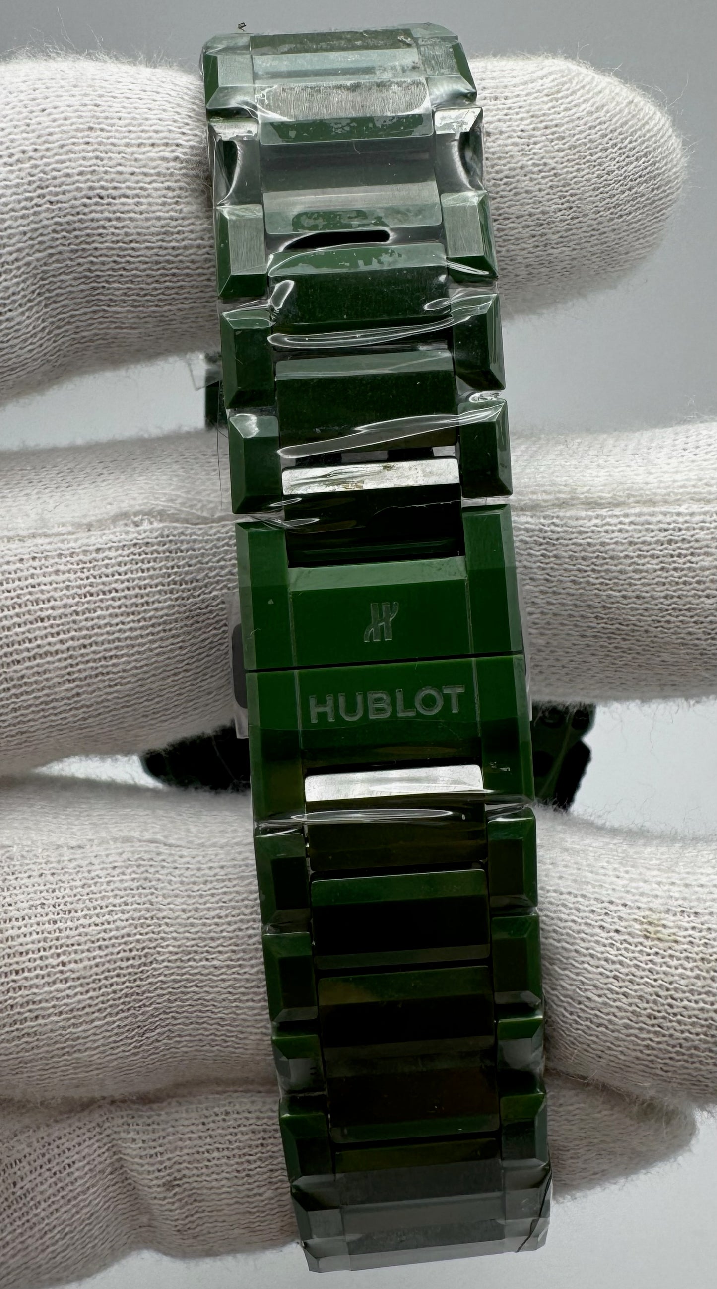 Hublot Big Bang Unico Full Green Ceramic 42 Skeleton Dial Limited Edition 250pcs 2022 (Papers/Mint)