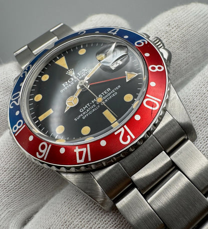 Rolex GMT-Master 1675 MK4 Pepsi Red Back Heavy Patina 1976 (Full-Set)