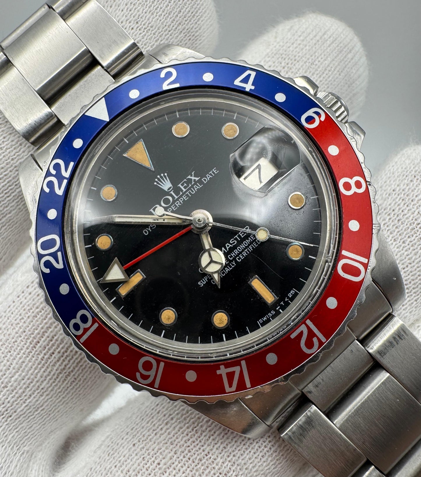 Rolex GMT-Master 16750 Pepsi Bezel Pumpkin Patina 1985 (Serviced)