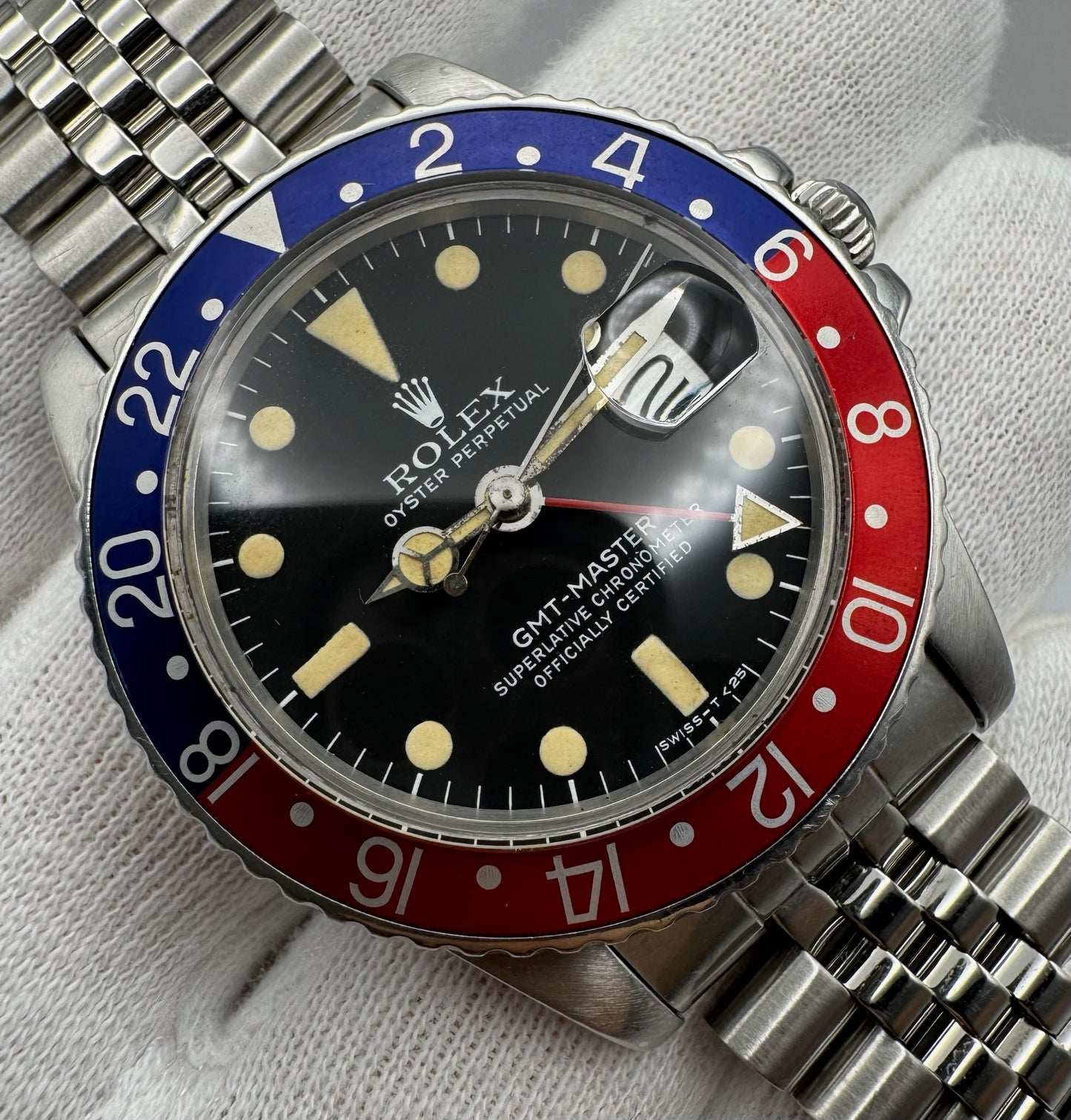 Rolex GMT-Master 1675 MK5 Pepsi Jubilee Yellow Patina 1978 (Serviced)