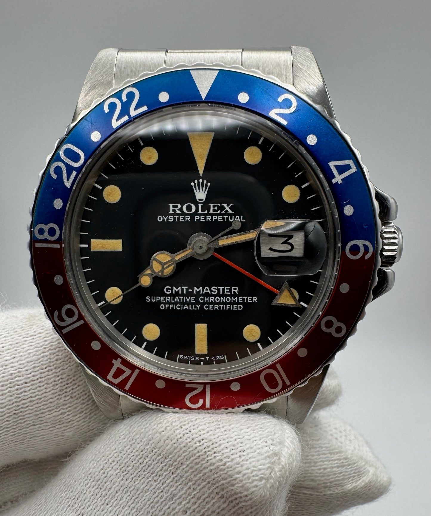 Rolex GMT-Master 1675 MK4 Pepsi Red Back Heavy Patina 1976 (Full-Set)