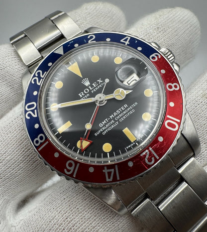 Rolex GMT-Master 1675 MK2 Heavy Patina All Red GMT Hand Pepsi Red Back 1971 (Full-Set/Serviced)