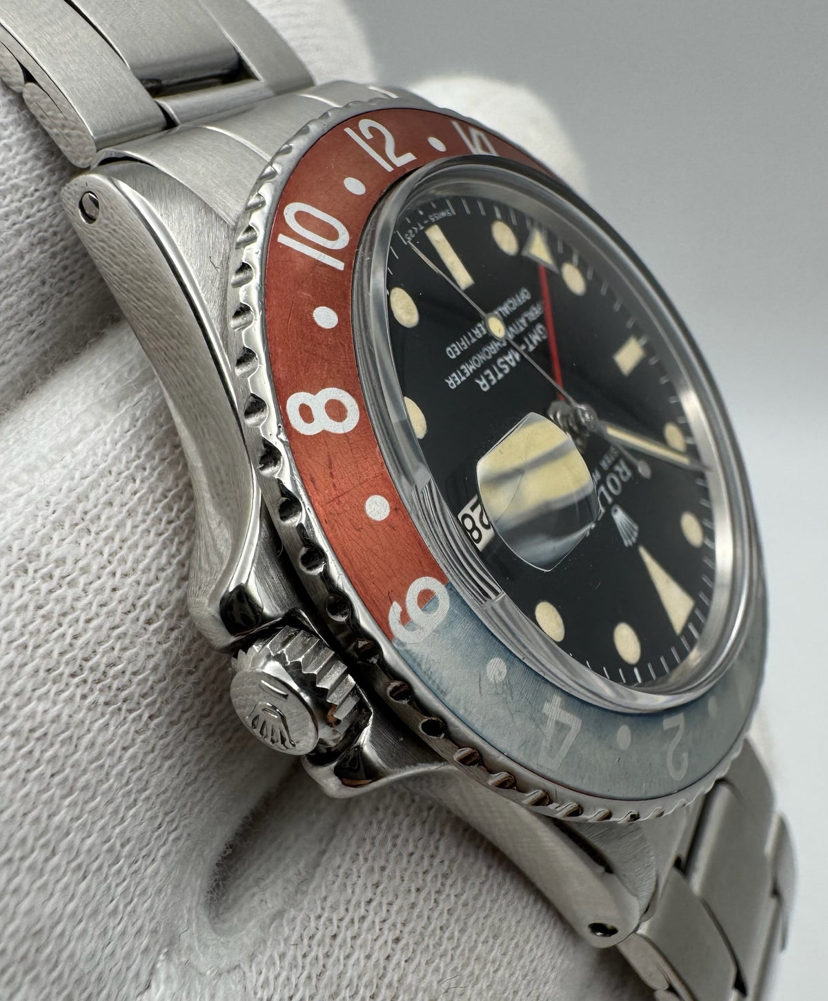 Rolex GMT-Master 1675 MK1 Long E Yellow Patina Faded Red Back Pepsi Insert 1970 (Full-Set/Serviced)