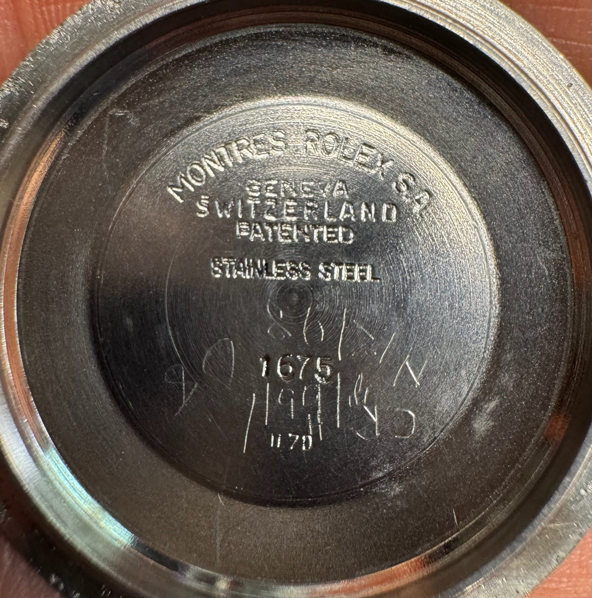Rolex GMT-Master 1675 MK1 Long E Yellow Patina Faded Red Back Pepsi Insert 1970 (Full-Set/Serviced)
