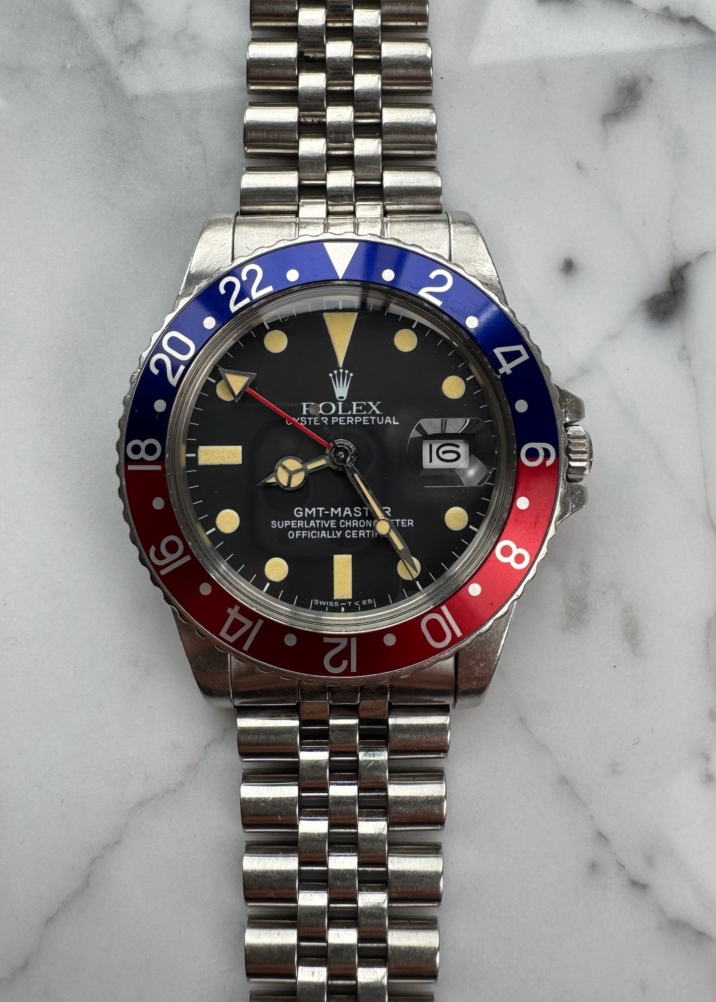 Rolex GMT-Master 16750 MK1 Matte Dial Yellow Patina Pepsi Jubilee 1983 (Full-Set/Serviced)