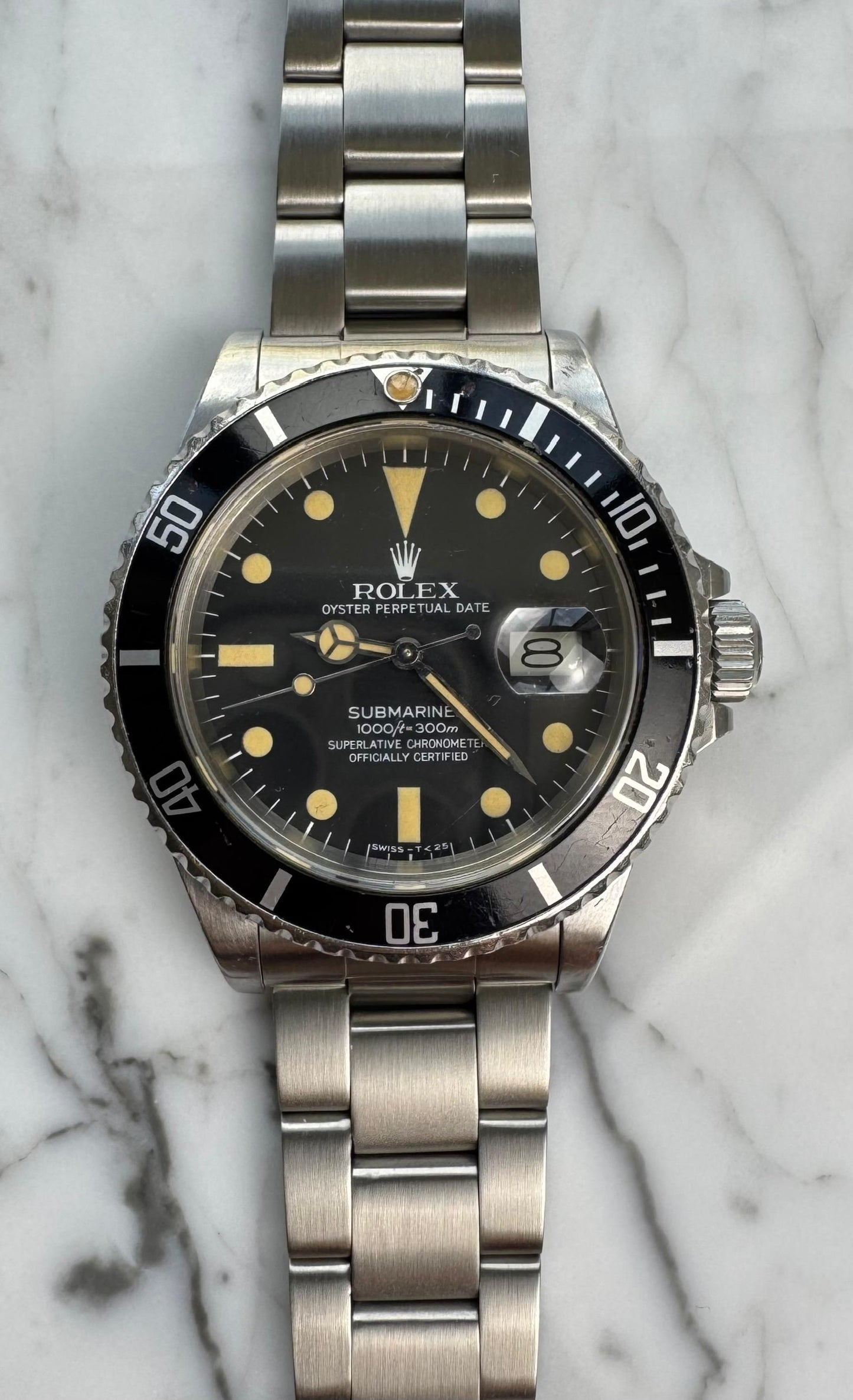 Rolex Submariner Date 16800 Matte Dial Yellow Patina 1986 (Full-Set/Serviced)