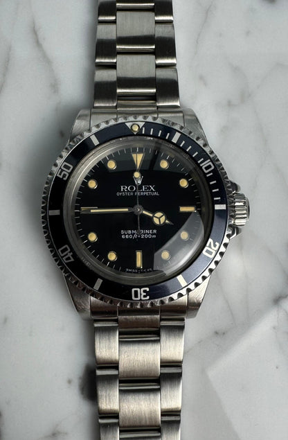 Rolex Submariner 5513 Glossy Dial Yellow Patina Blue Insert 1986 (Full-Set/Serviced)