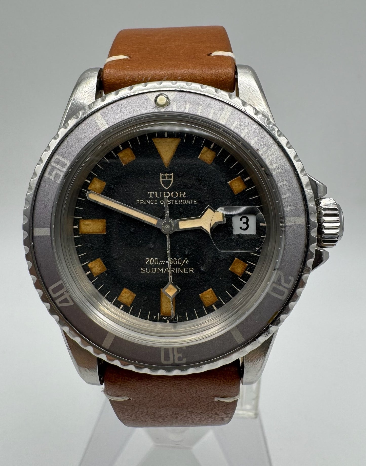 Tudor Submariner Snowflake 9411/0 Blue Confetti Dial Pumpkin Patina Blue/Lavender Insert 1976 (Unpolished)