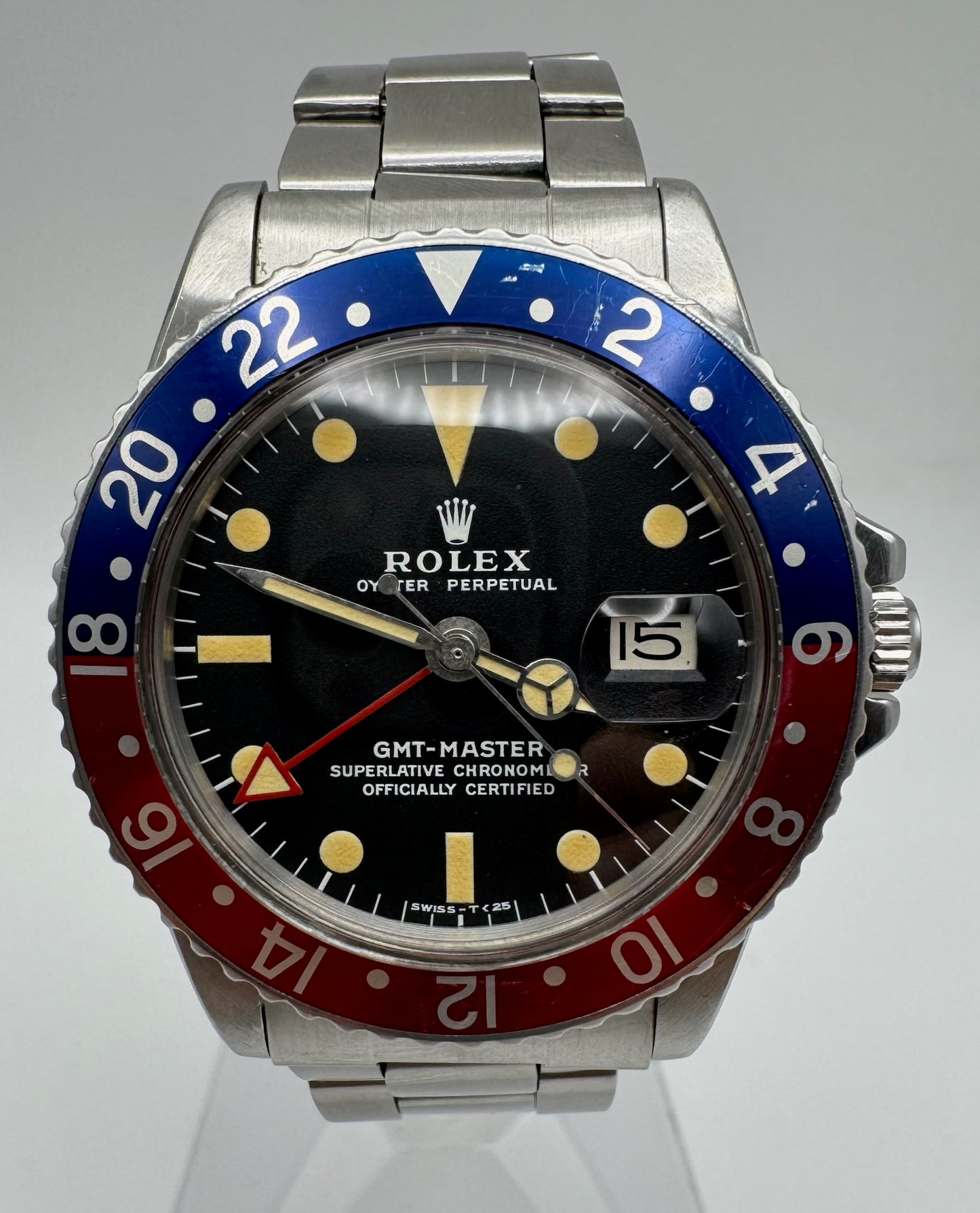 Rolex GMT-Master 1675 MK2 Heavy Patina All Red GMT Hand Pepsi Red Back 1971 (Full-Set/Serviced)