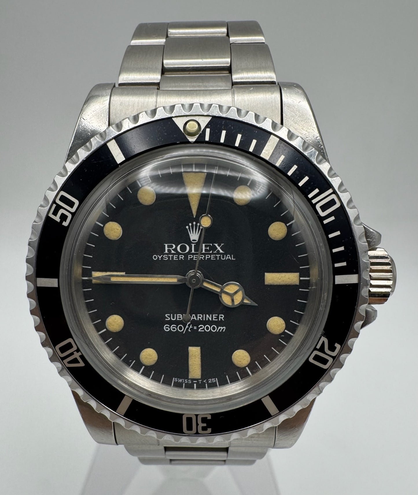 Rolex Submariner (No Date) 5513 Maxi Dial Yellow Patina 1982 (Full-Set/Unpolished/Serviced)