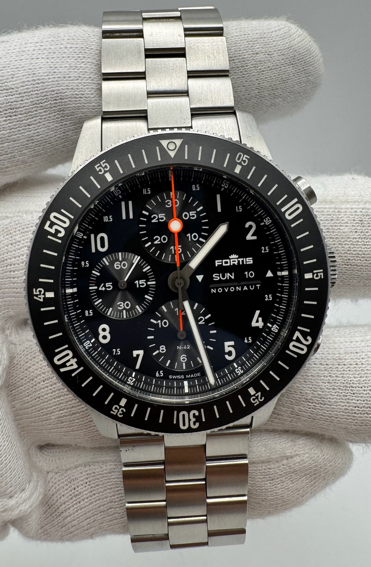 Fortis Novonaut N-42 F2040008 Black Dial 2025 (Full-Set)