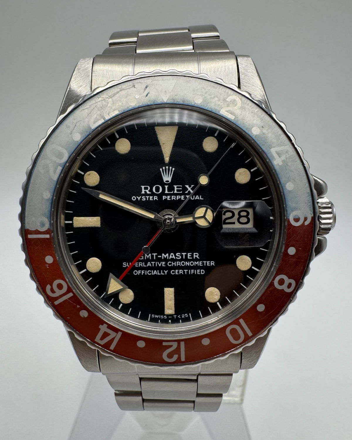 Rolex GMT-Master 1675 MK1 Long E Yellow Patina Faded Red Back Pepsi Insert 1970 (Full-Set/Serviced)
