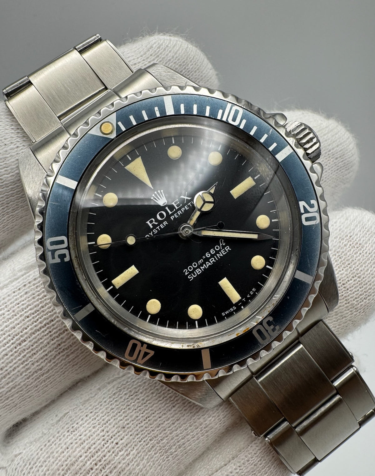 Rolex Submariner (No Date) 5513 "Meters First" Zinc Sulfide Lume Long 5 Blue Insert 1968 (Full-Set/Serviced)