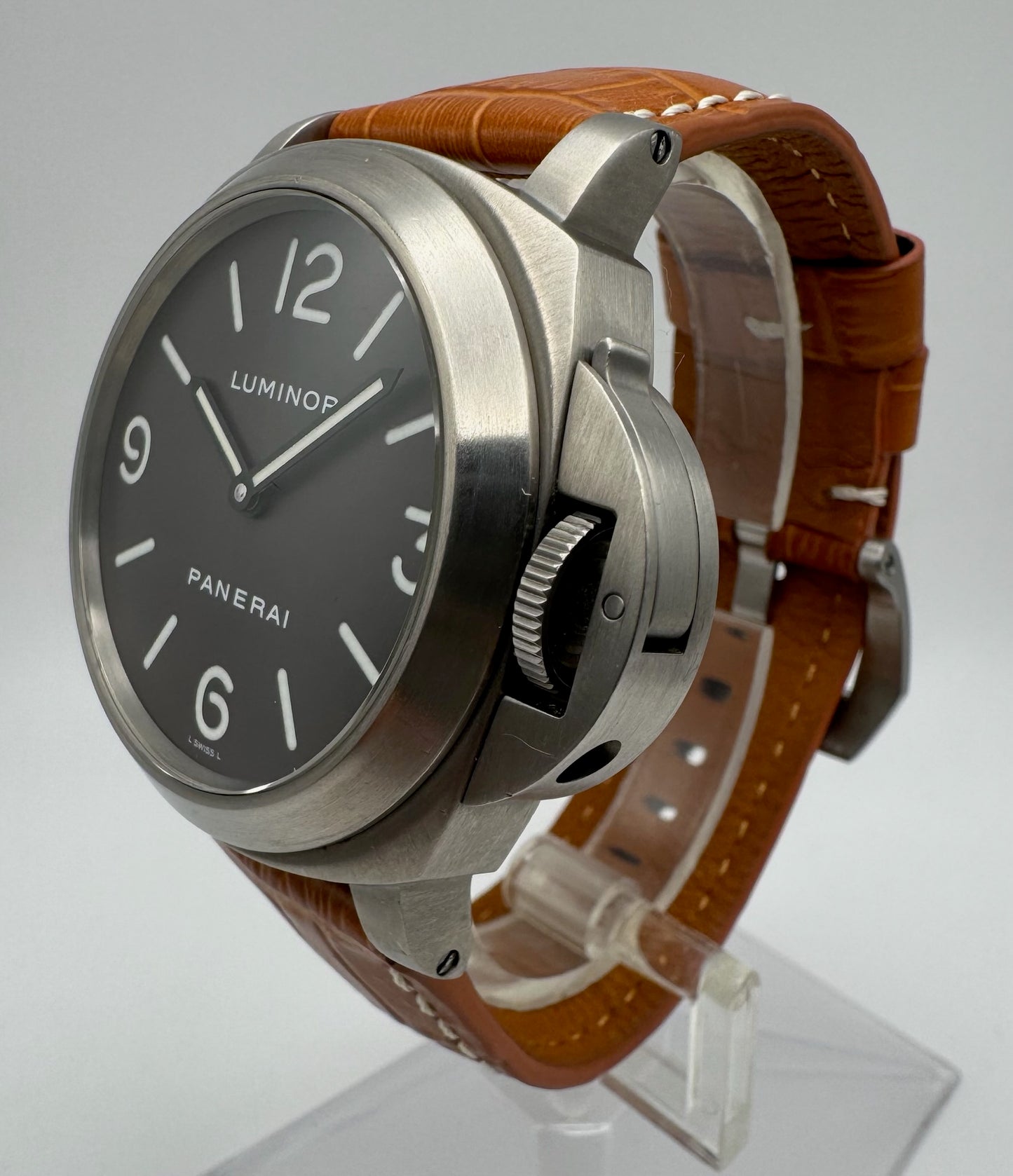 Panerai Luminor Base PAM116 Titanium Tobacco Dial 2002 (Full-Set/Serviced)
