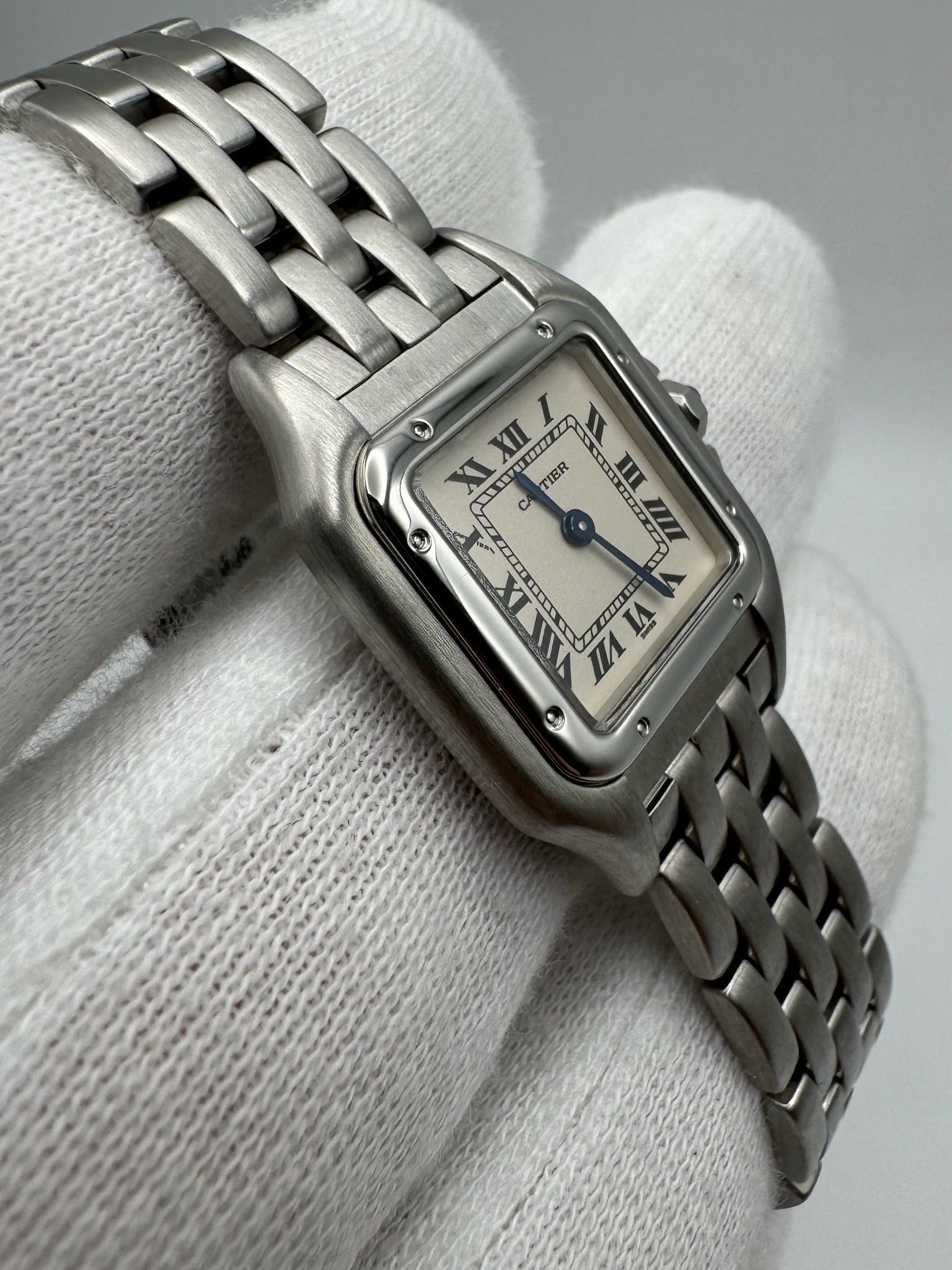Cartier Panthère 1320 White Dial Vintage 1995 (Mint) – Bogossia