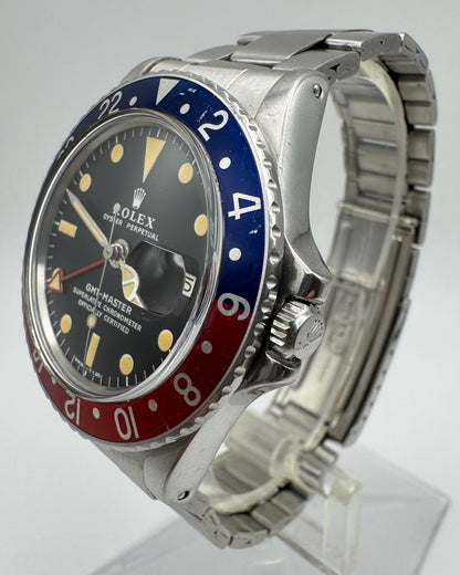 Rolex GMT-Master 1675 MK2 Heavy Patina All Red GMT Hand Pepsi Red Back 1971 (Full-Set/Serviced)
