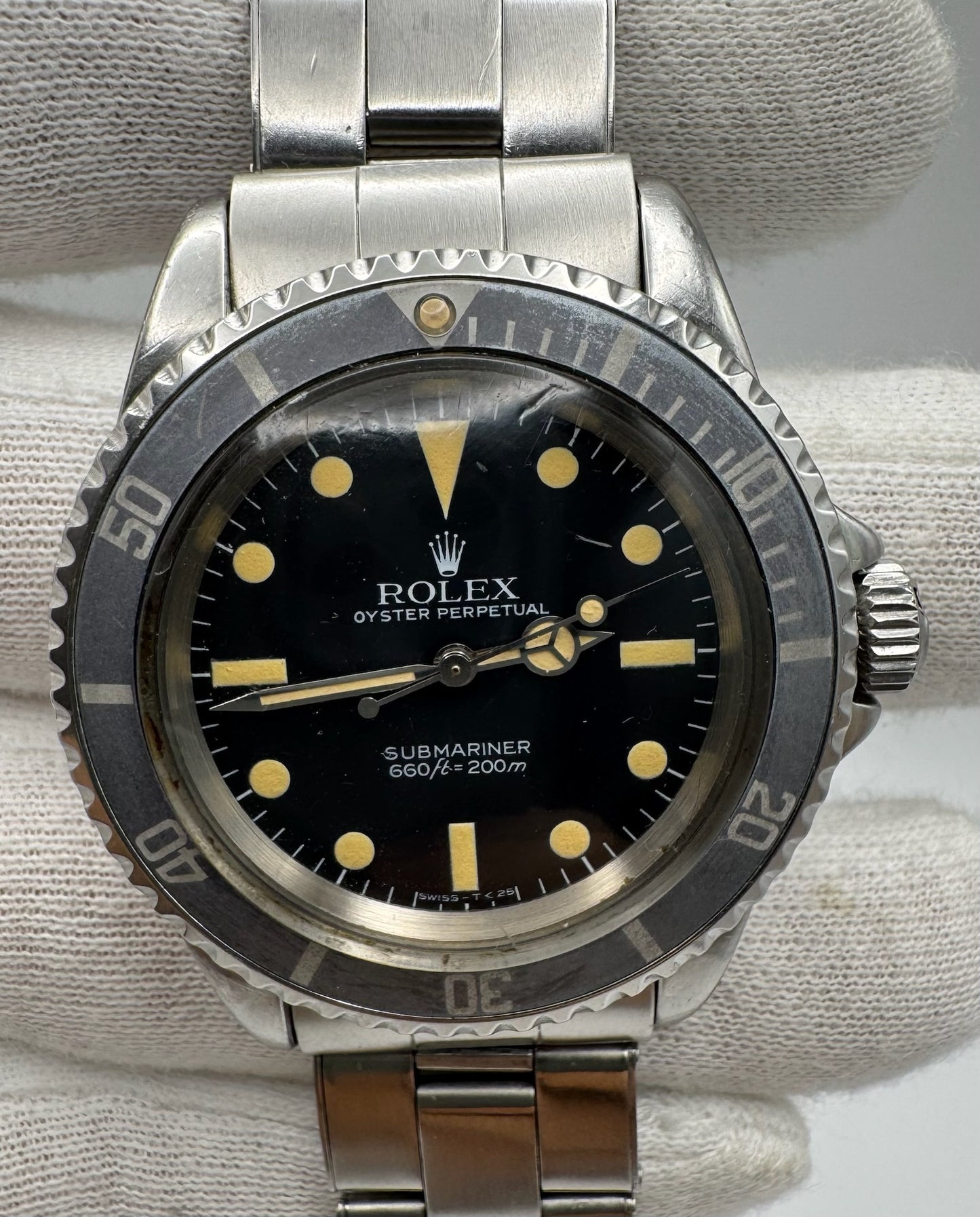 Rolex Submariner No Date 5513 Maxi Dial Yellow Patina Ghost Bezel 1966 (Serviced)