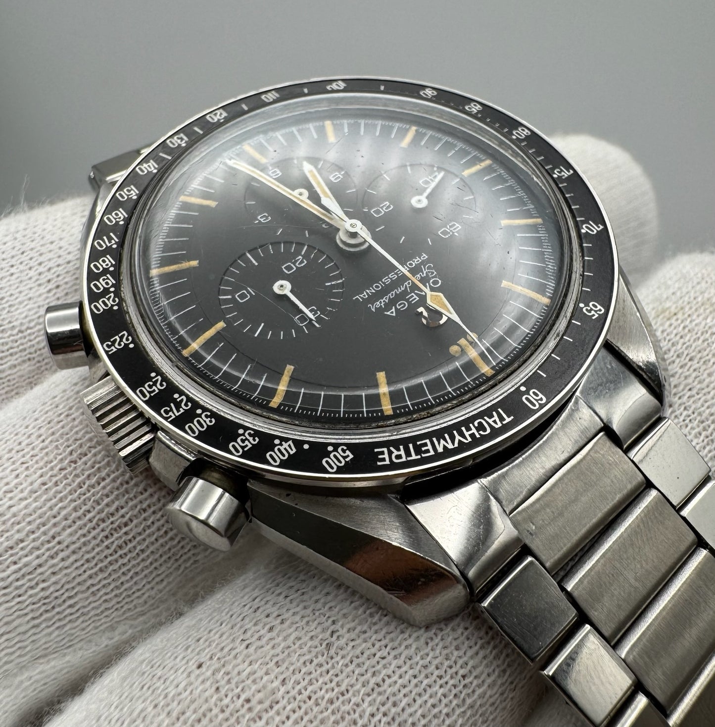 Omega Speedmaster Professional Moonwatch 105.012 Pumpkin Patina Step Dial Cal. 321 1965 (Unpolished)