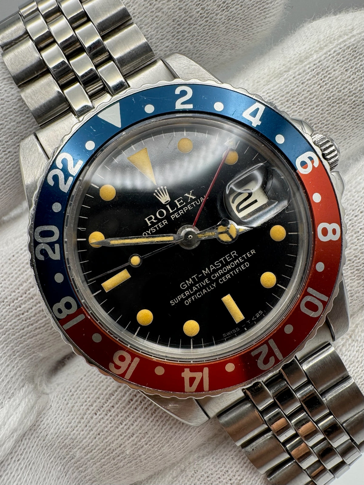 Rolex GMT-Master 1675 Glossy Gilt Mega Font Pepsi Insert Heavy Zinc Sulfide Patina 1964 (Serviced)