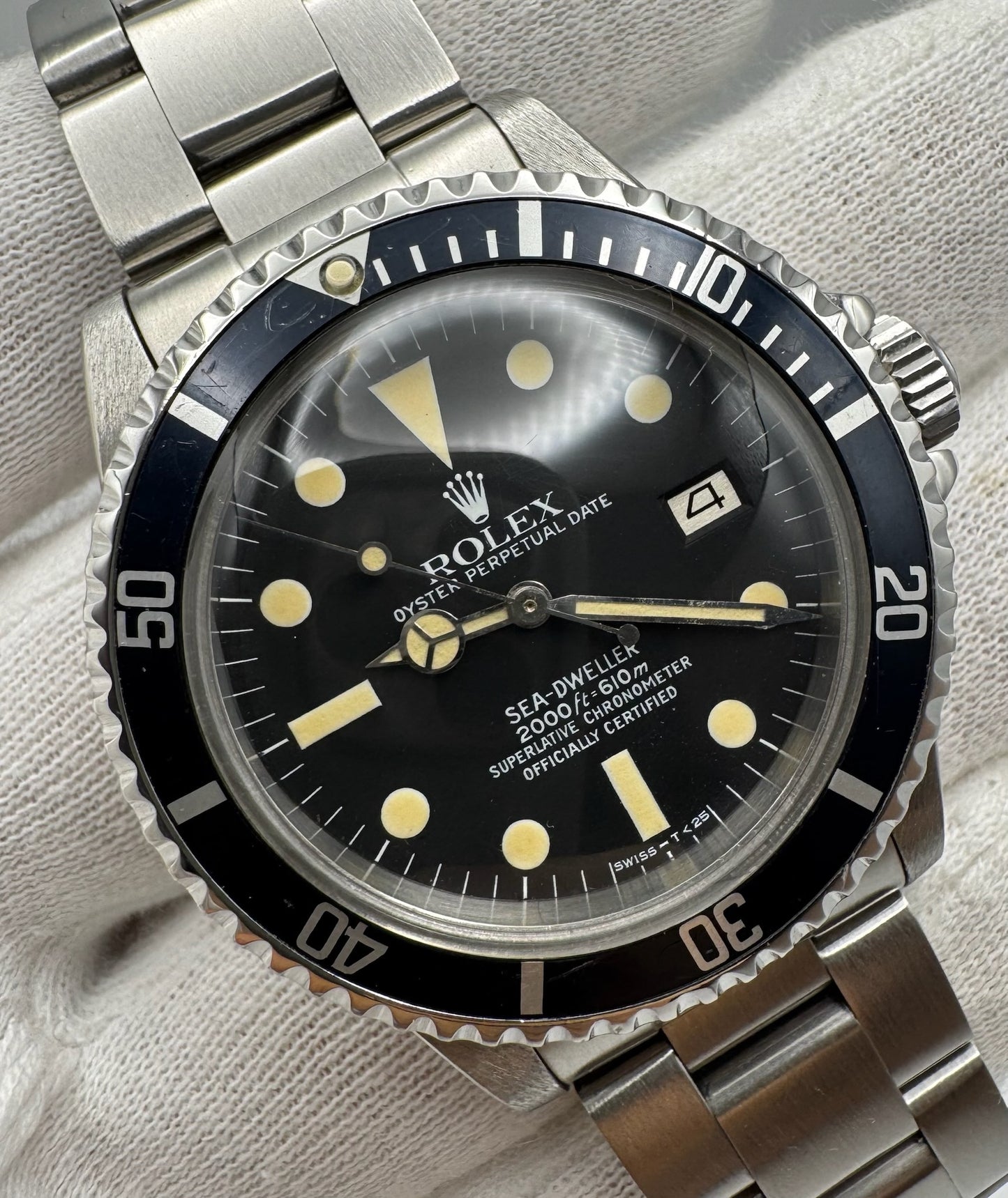 Rolex Sea-Dweller 1665 Great White Yellow Patina 1979 (Mint/Serviced)