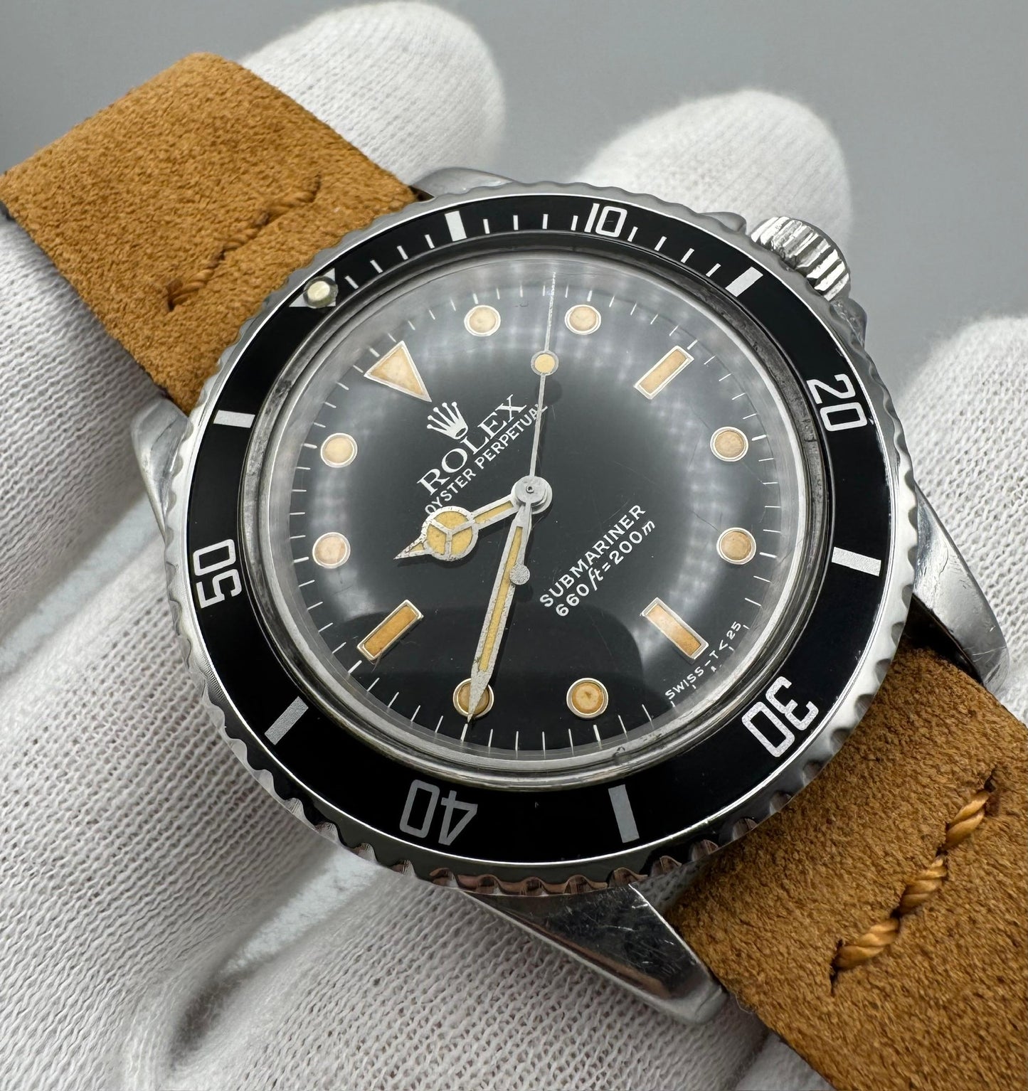 Rolex Submariner No Date 5513 Glossy Dial Pumpkin Lume 1965 (Serviced)