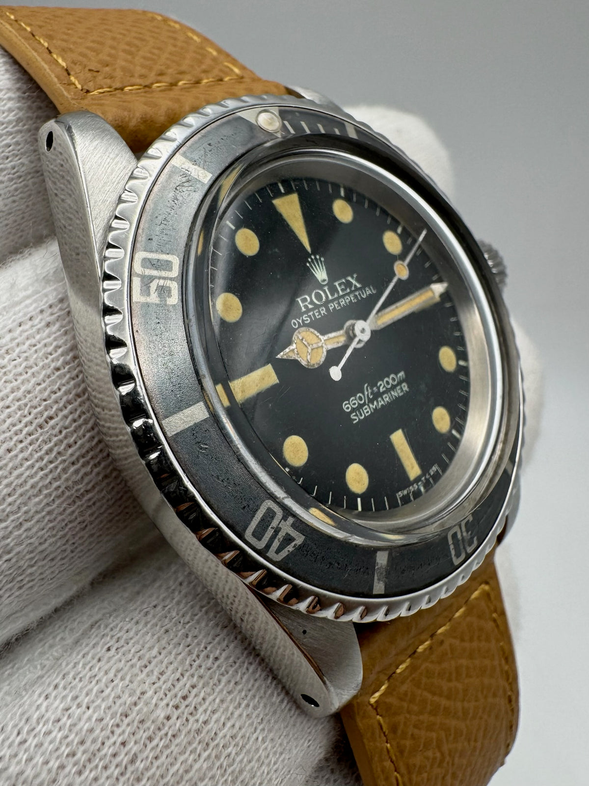 Rolex Submariner No Date 5513 Maxi Dial Feet First Yellow Patina Ghost Faded Bezel 1972