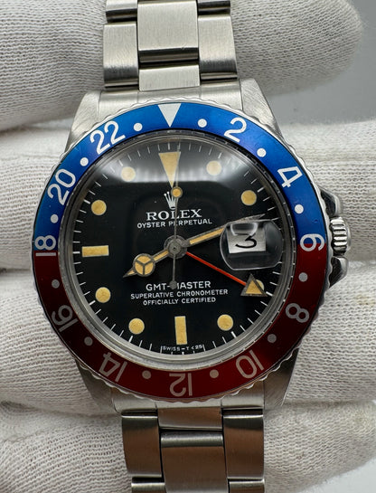 Rolex GMT-Master 1675 MK4 Pepsi Red Back Heavy Patina 1976 (Full-Set)