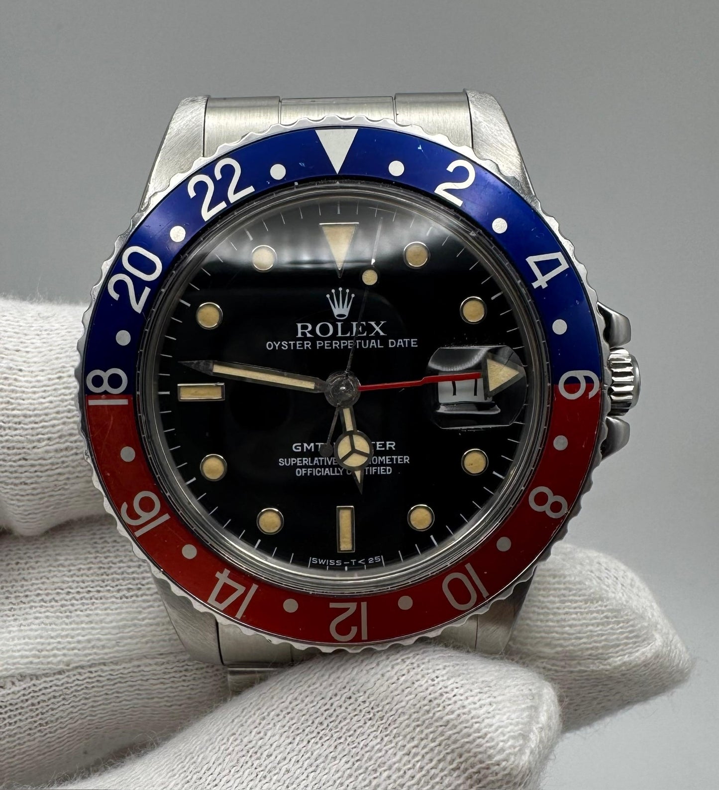 Rolex GMT-Master 16750 Pepsi Bezel Yellow Patina 1986 (Full-Set/Serviced)