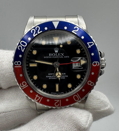 Rolex GMT-Master 16750 Pepsi Bezel Yellow Patina 1986 (Full-Set/Serviced)