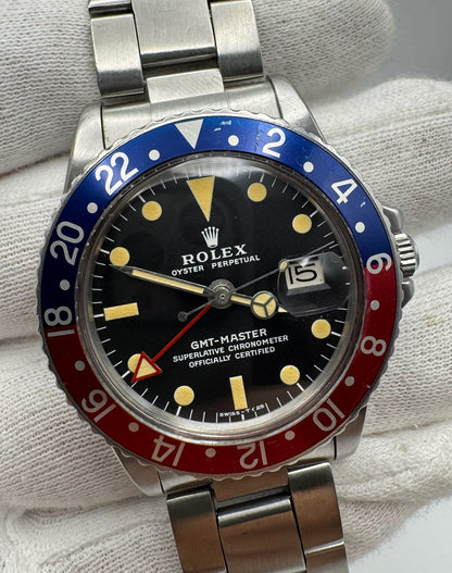 Rolex GMT-Master 1675 MK2 Heavy Patina All Red GMT Hand Pepsi Red Back 1971 (Full-Set/Serviced)