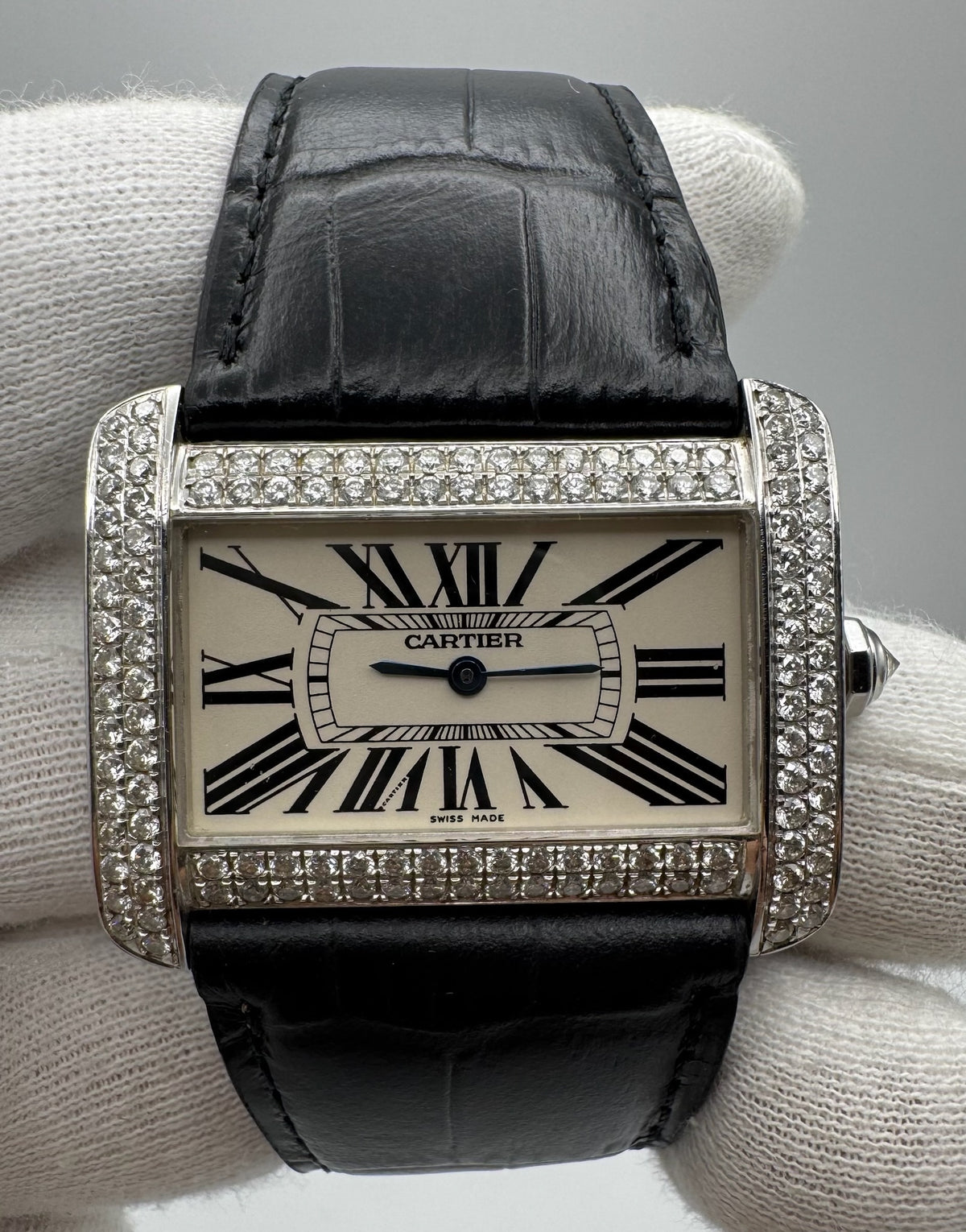 Cartier Tank Divan W6300655 Large Model 30x38mm Steel Diamond Set 2006 (Full-Set/Unpolished)